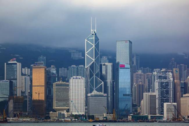 中美"香港战役"已经打响 美国挺着病身要"制裁中国"