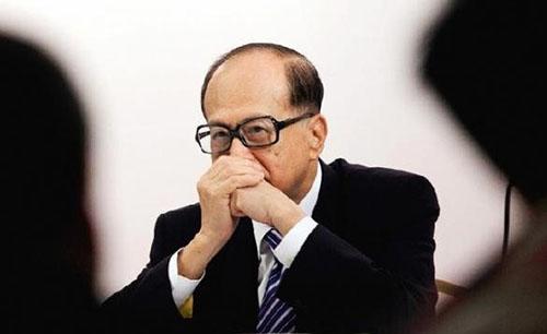 李嘉诚宣布长江实业及和记黄埔合并重组